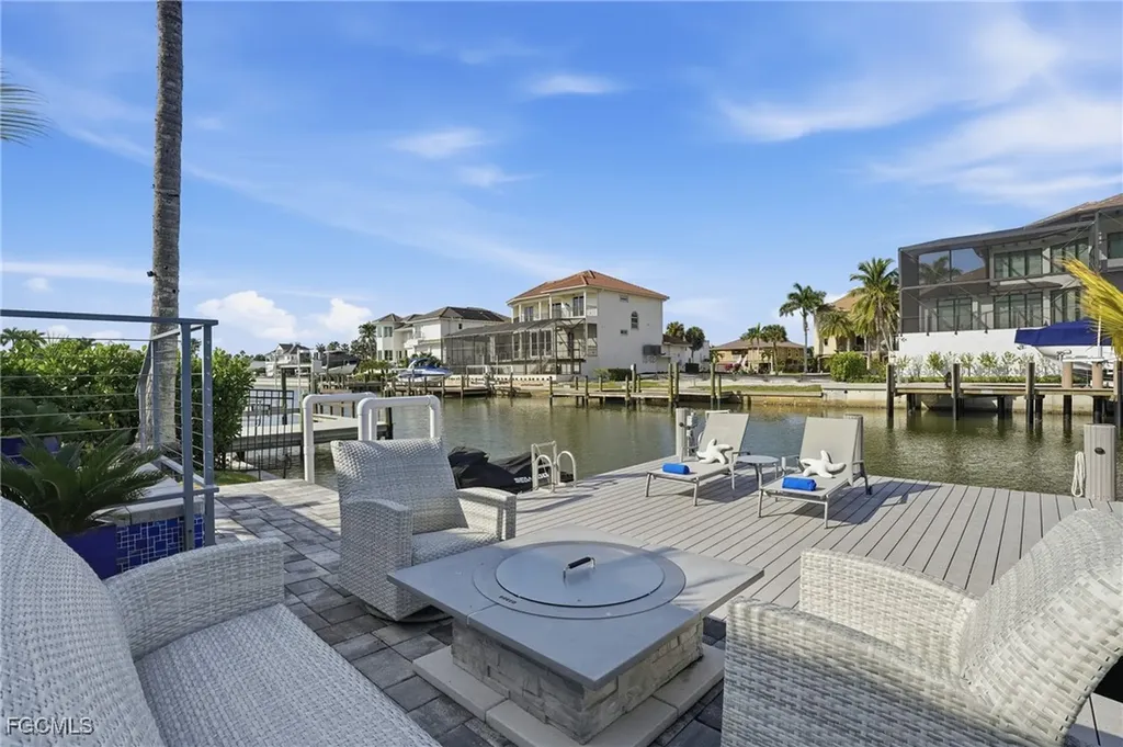 427 Willet Avenue Naples FL 34108