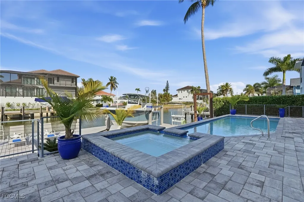 427 Willet Avenue Naples FL 34108
