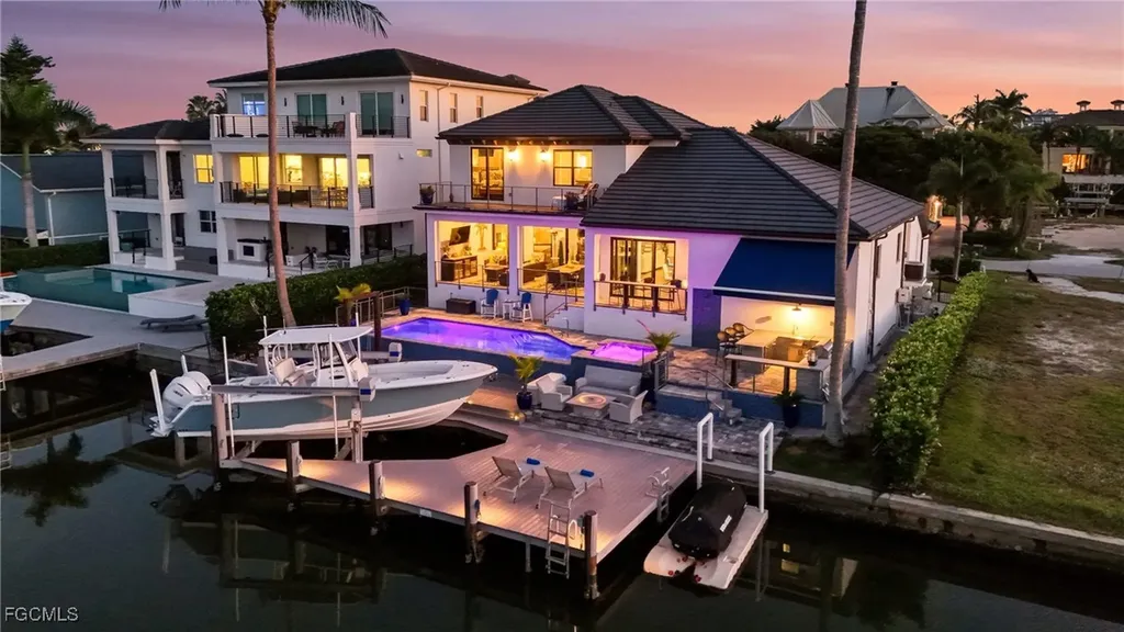 427 Willet Avenue Naples FL 34108