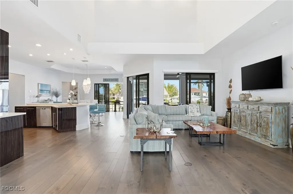 427 Willet Avenue Naples FL 34108