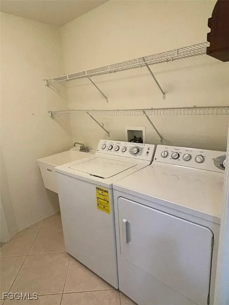 322 SE 29th Street Cape Coral FL 33904