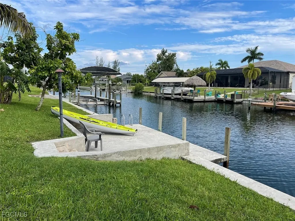 322 SE 29th Street Cape Coral FL 33904