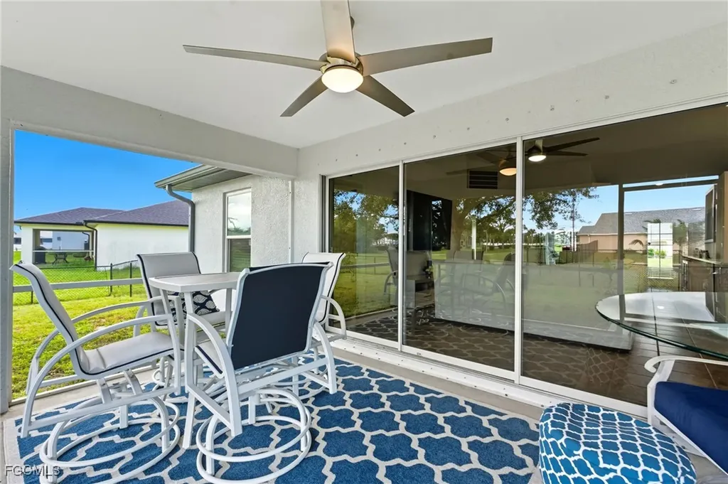 1809 NW 10th Terrace Cape Coral FL 33993