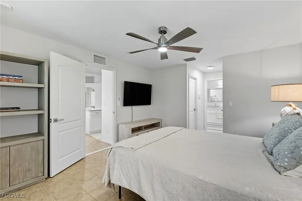 1809 NW 10th Terrace Cape Coral FL 33993
