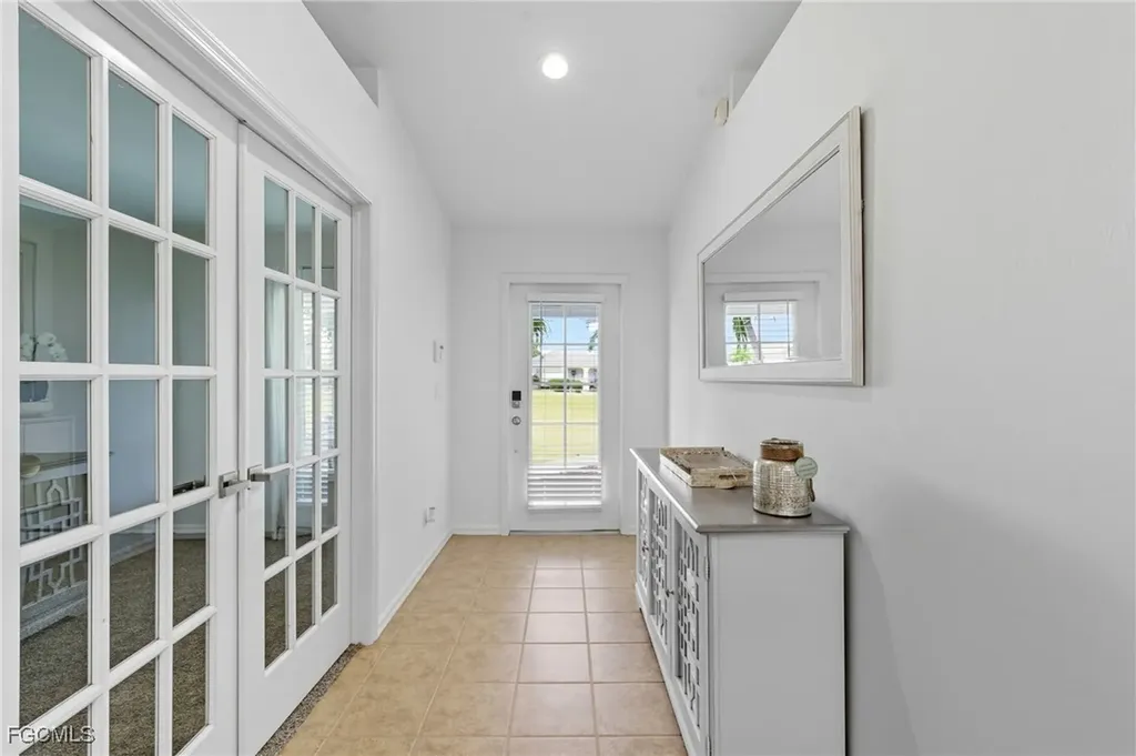 1809 NW 10th Terrace Cape Coral FL 33993