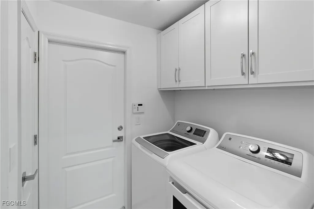 1809 NW 10th Terrace Cape Coral FL 33993