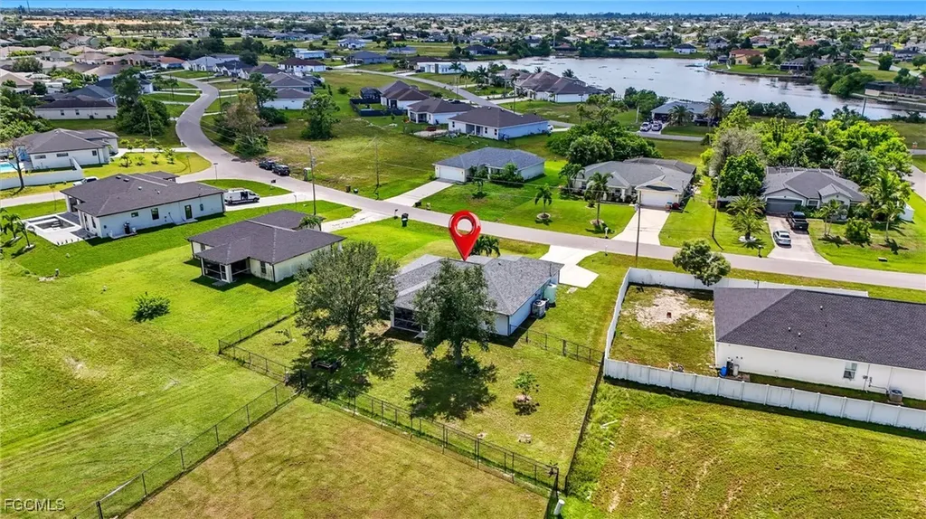 1809 NW 10th Terrace Cape Coral FL 33993