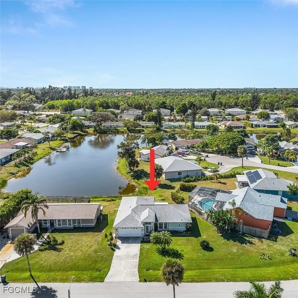 10250 Sandy Hollow Lane Bonita Springs FL 34135