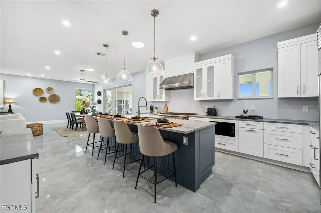 4837 Tarpon Avenue Bonita Springs FL 34134