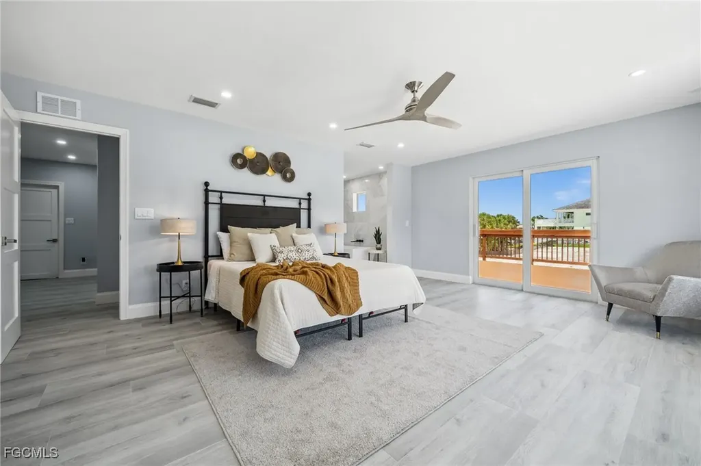 4837 Tarpon Avenue Bonita Springs FL 34134