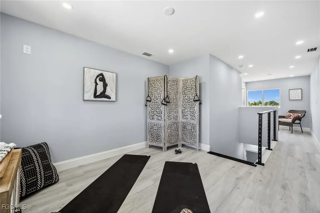 4837 Tarpon Avenue Bonita Springs FL 34134