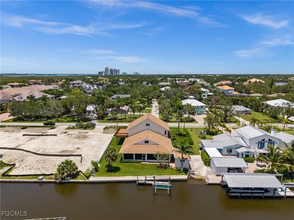 4837 Tarpon Avenue Bonita Springs FL 34134