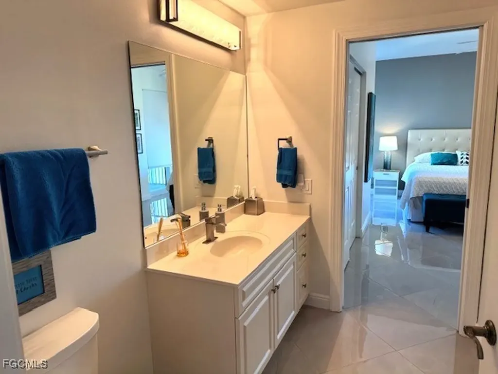 2745 1st Street Fort Myers FL 33916