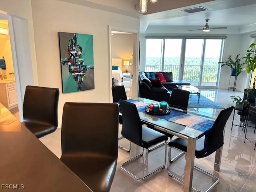 2745 1st Street Fort Myers FL 33916