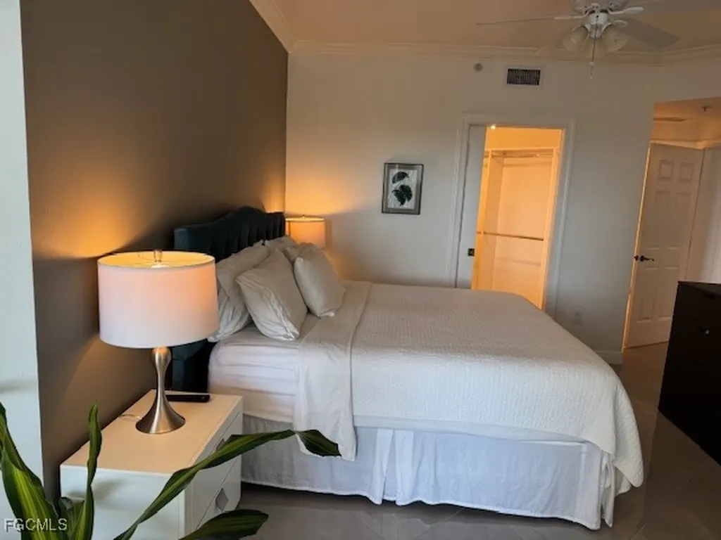 2745 1st Street Fort Myers FL 33916