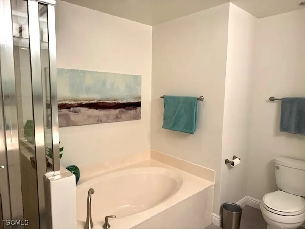 2745 1st Street Fort Myers FL 33916