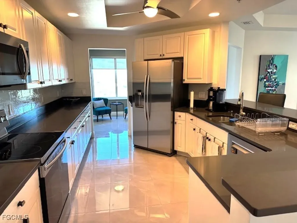 2745 1st Street Fort Myers FL 33916