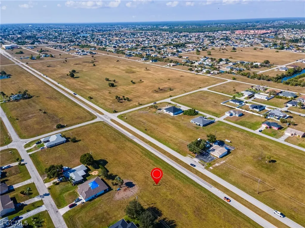 2134 Diplomat Parkway E Cape Coral FL 33909