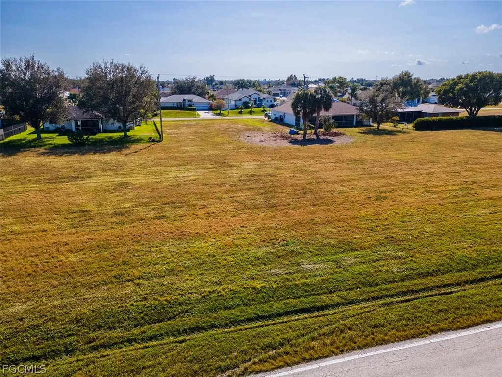 2134 Diplomat Parkway E Cape Coral FL 33909