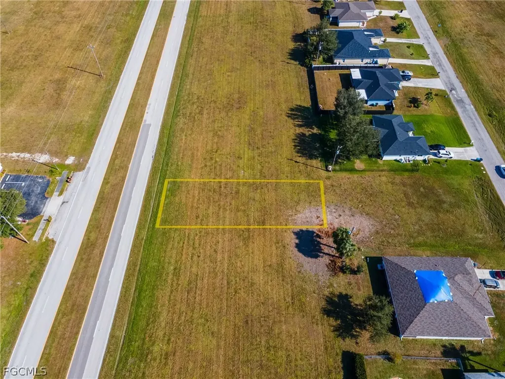 2134 Diplomat Parkway E Cape Coral FL 33909