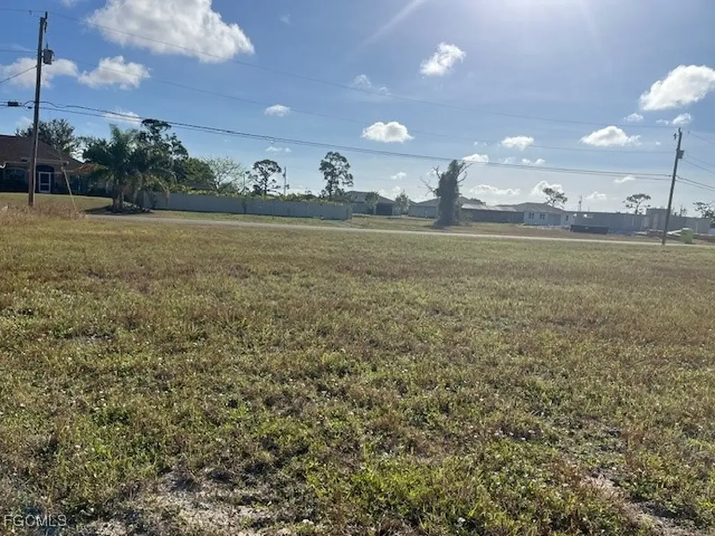 2618 NW 26th Avenue Cape Coral FL 33993