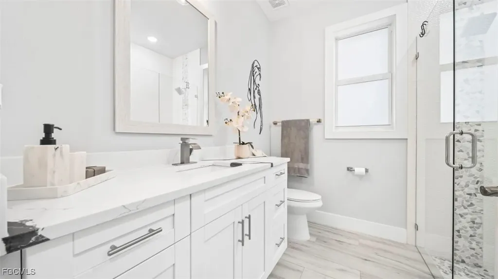 618 NW 7th Place Cape Coral FL 33993