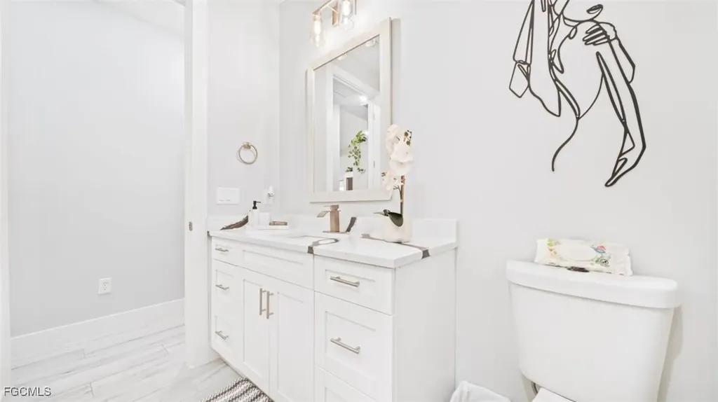 618 NW 7th Place Cape Coral FL 33993