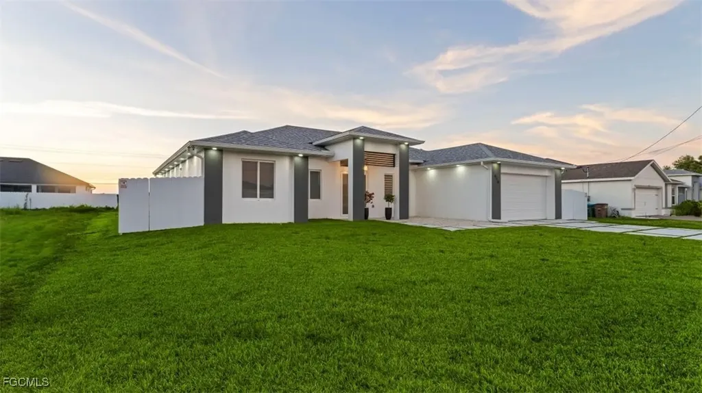 618 NW 7th Place Cape Coral FL 33993