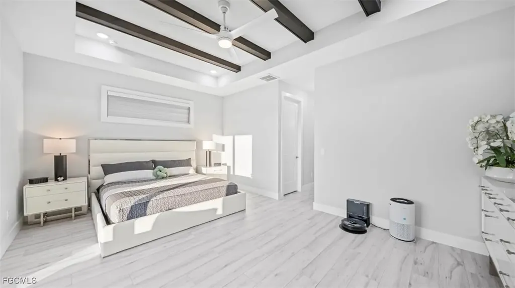 618 NW 7th Place Cape Coral FL 33993