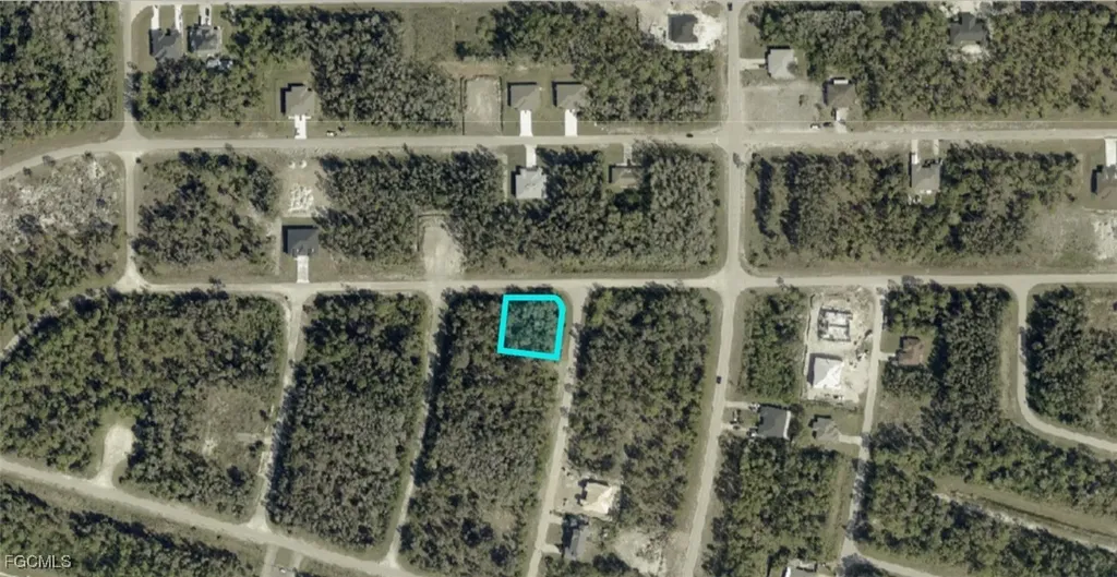 1008 Loyal Avenue S Lehigh Acres FL 33974