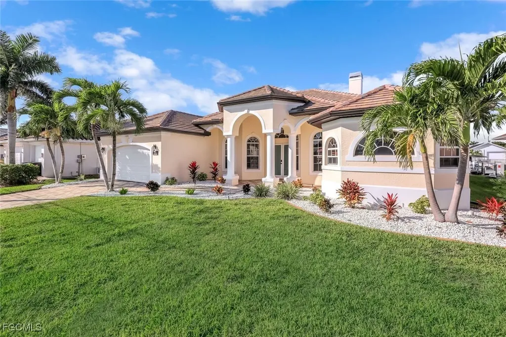 4518 SW 22nd Place Cape Coral FL 33914