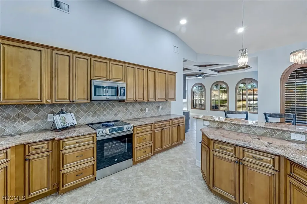 4518 SW 22nd Place Cape Coral FL 33914