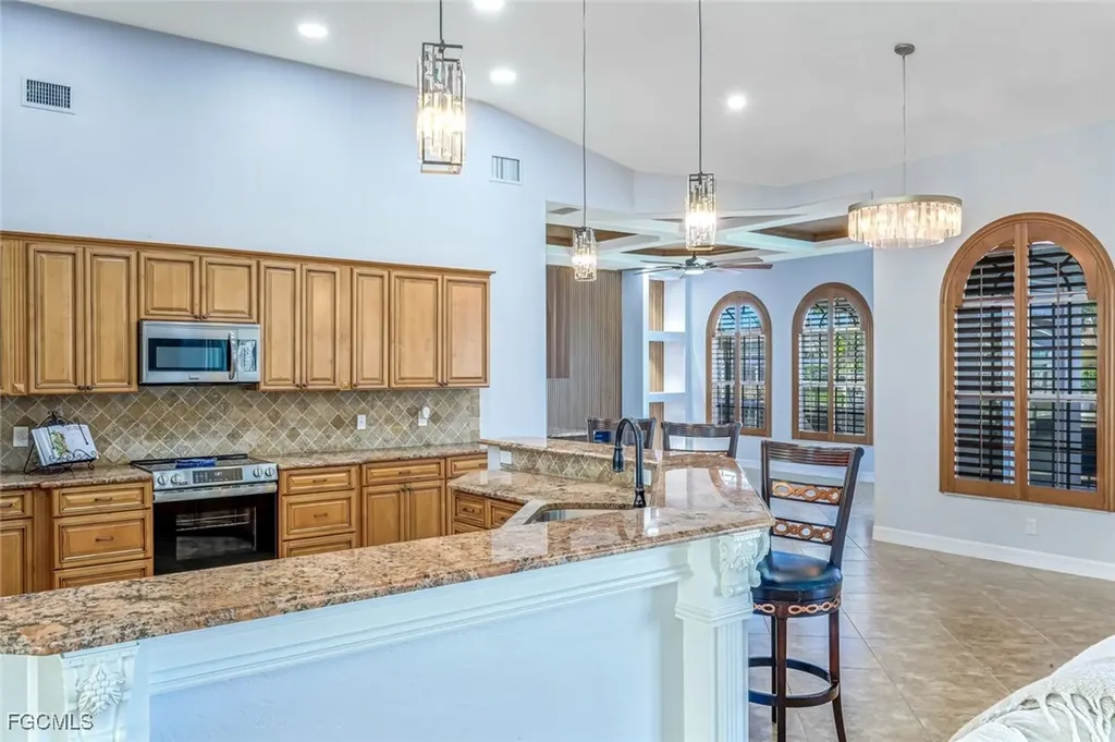 4518 SW 22nd Place Cape Coral FL 33914