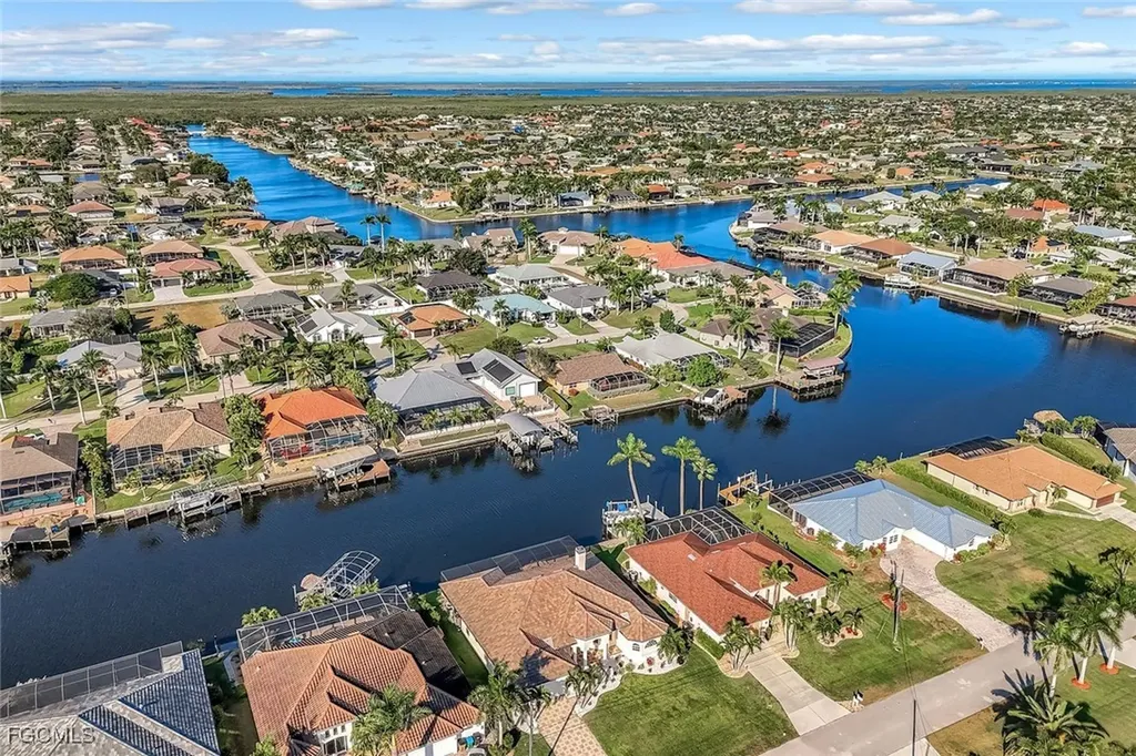4518 SW 22nd Place Cape Coral FL 33914