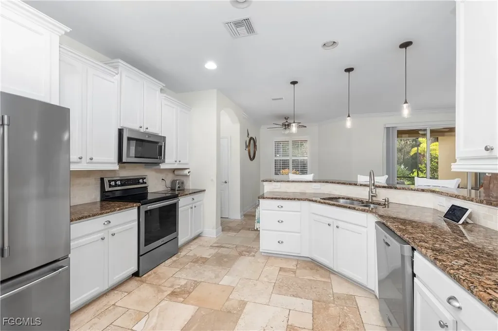 3296 Hampton Boulevard Alva FL 33920