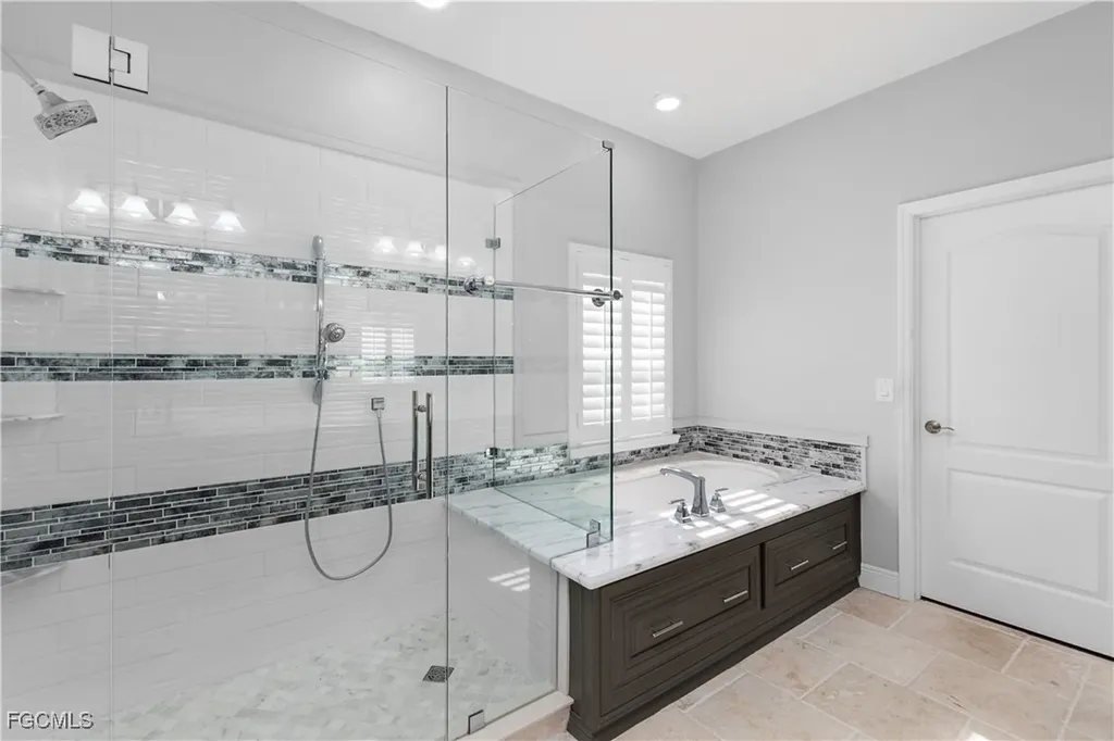 3296 Hampton Boulevard Alva FL 33920