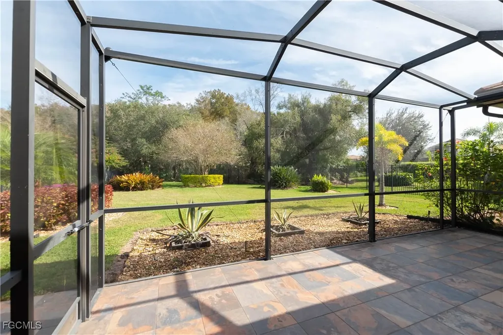 3296 Hampton Boulevard Alva FL 33920