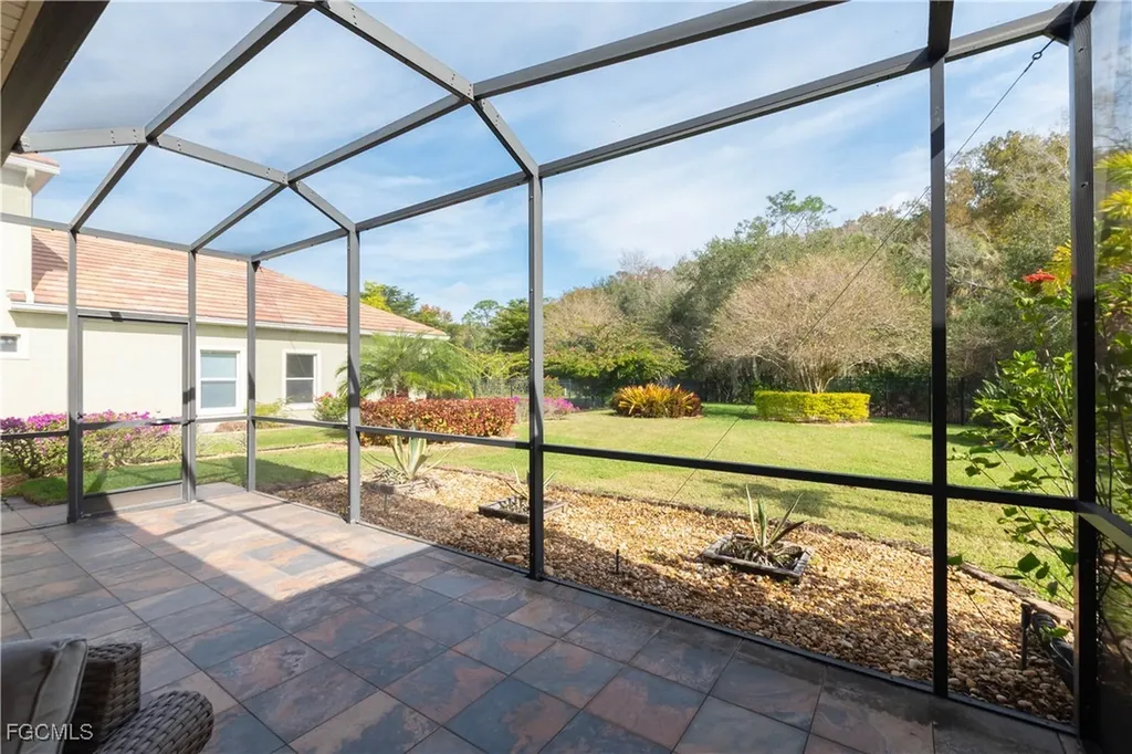 3296 Hampton Boulevard Alva FL 33920