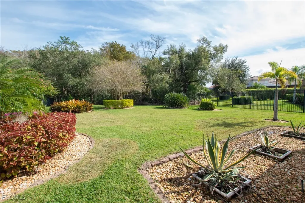 3296 Hampton Boulevard Alva FL 33920