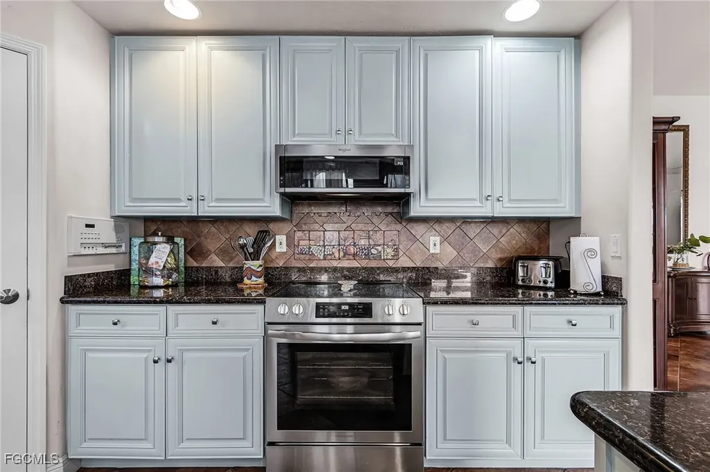 3611 NW 14th Street Cape Coral FL 33993