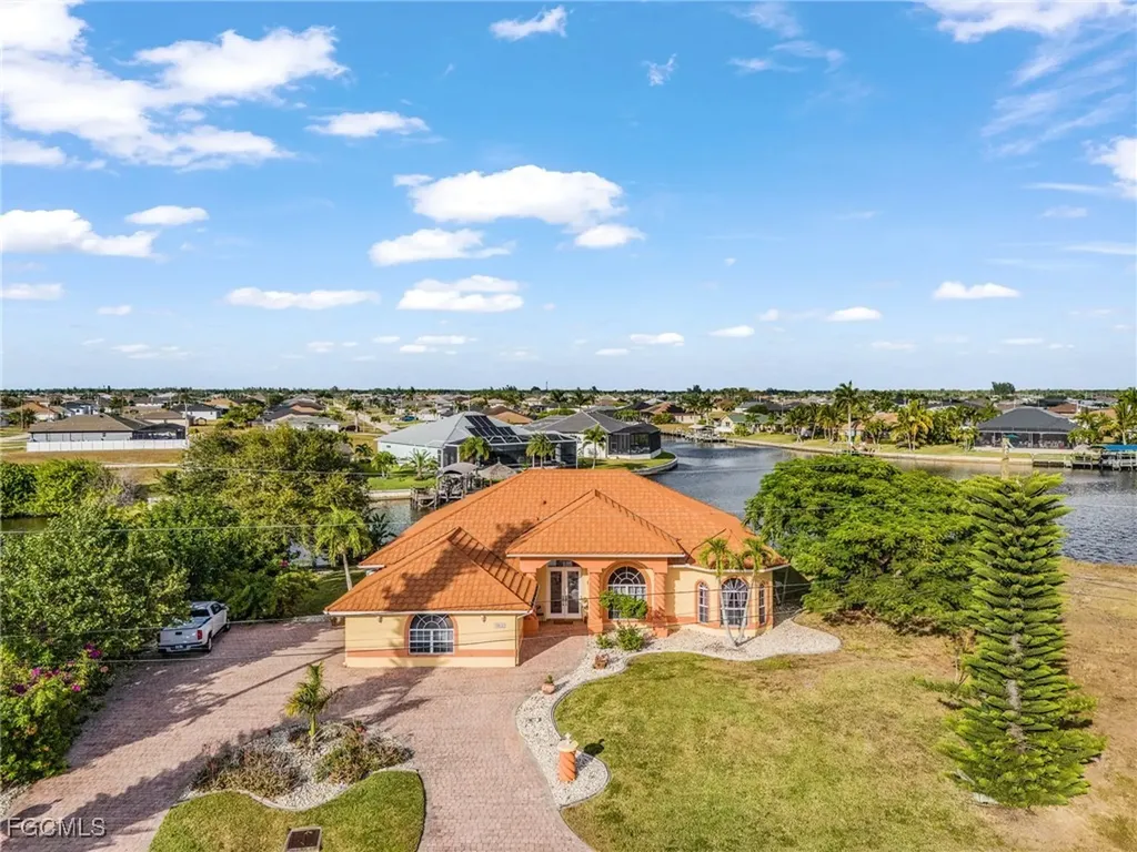 3611 NW 14th Street Cape Coral FL 33993