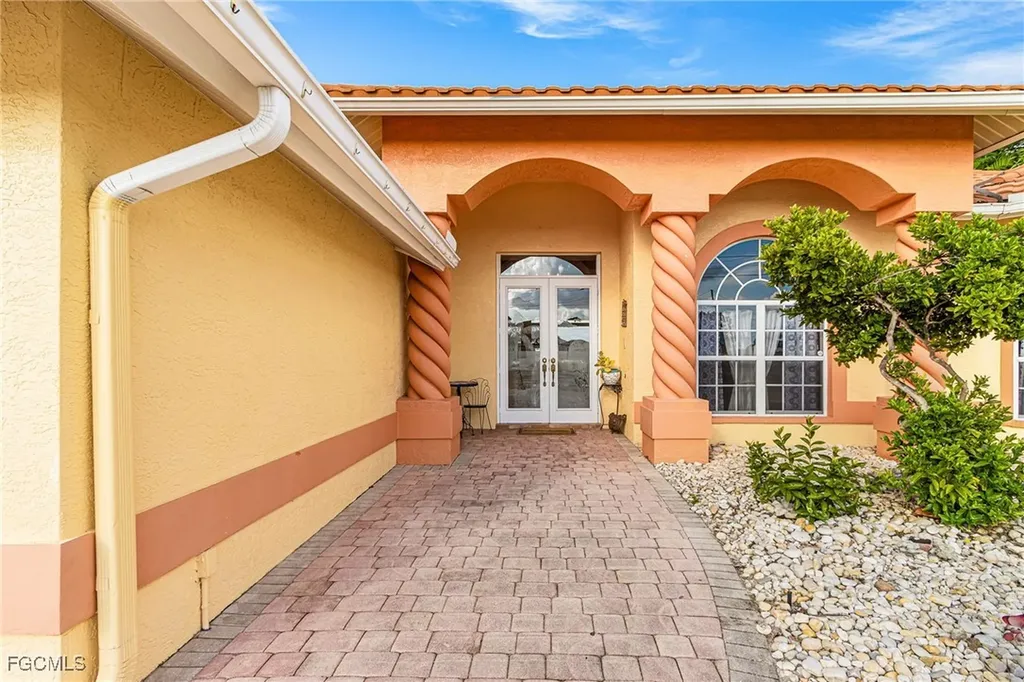 3611 NW 14th Street Cape Coral FL 33993