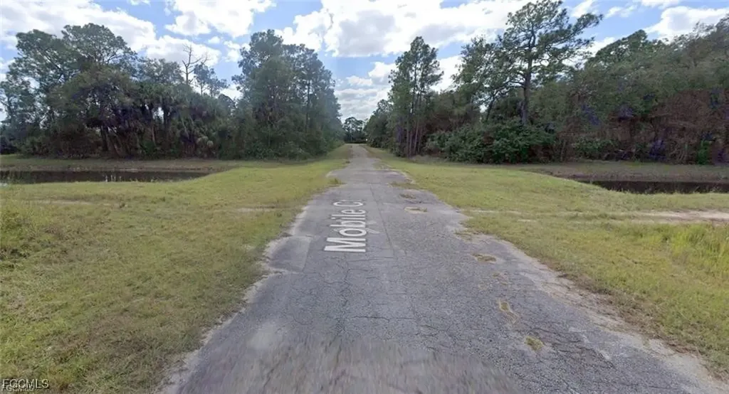 1844 Mobile Court Lehigh Acres FL 33972