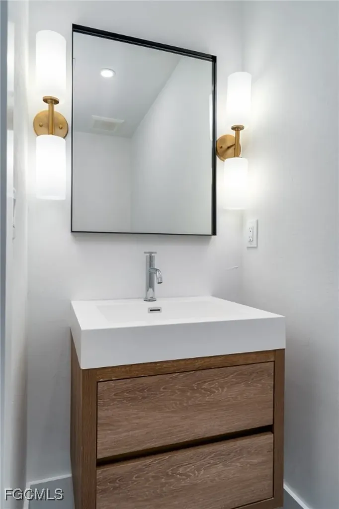 5801 Sanibel Captiva Road Sanibel FL 33957