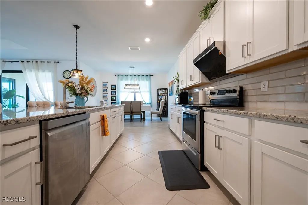 11171 Canopy Loop Fort Myers FL 33913