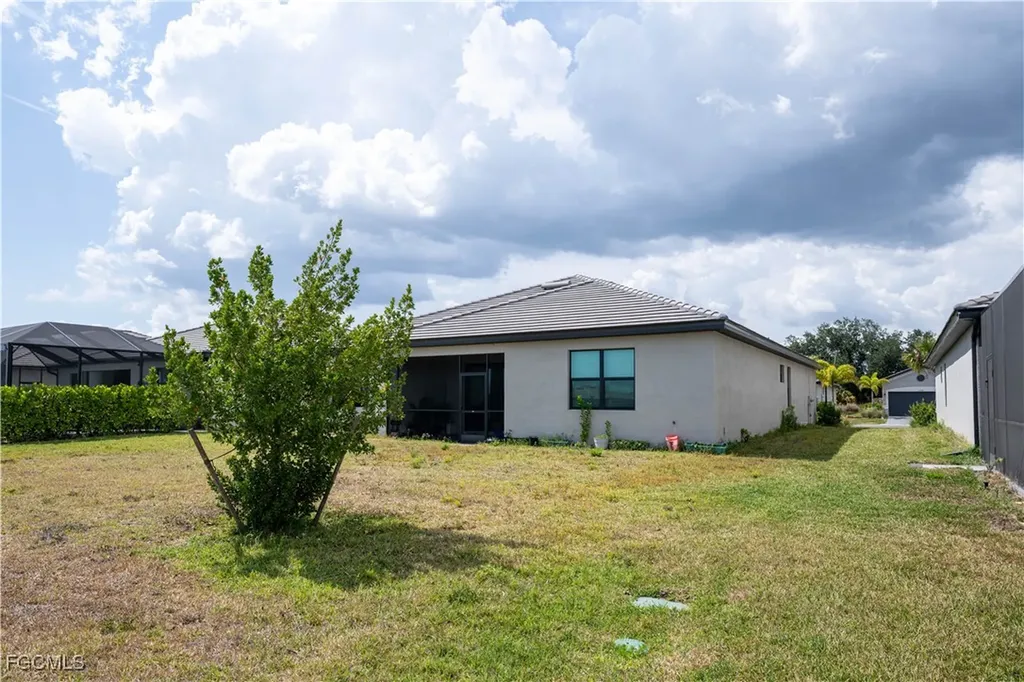 11171 Canopy Loop Fort Myers FL 33913