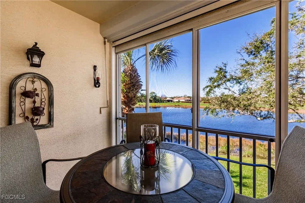 3011 Meandering Way Fort Myers FL 33905