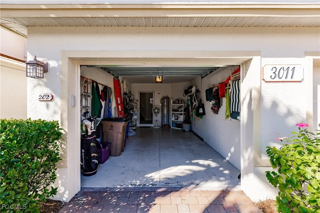 3011 Meandering Way Fort Myers FL 33905