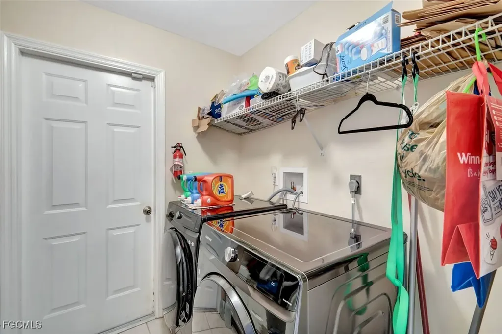 2943 SW 7th Avenue Cape Coral FL 33914