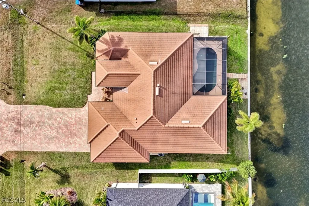 13 NW 8th Terrace Cape Coral FL 33993
